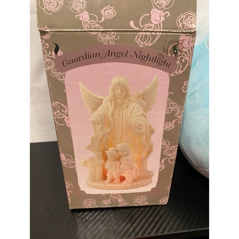 Vintage 1999Gift Collection By Lincolnshire Porcelain Guardian Angel Night Light